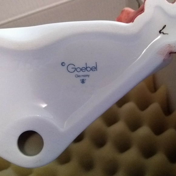 Puppy Love Goebel Hummel Display Plaque #767 TMK7 60 year anniversary w box - Picture 7 of 10